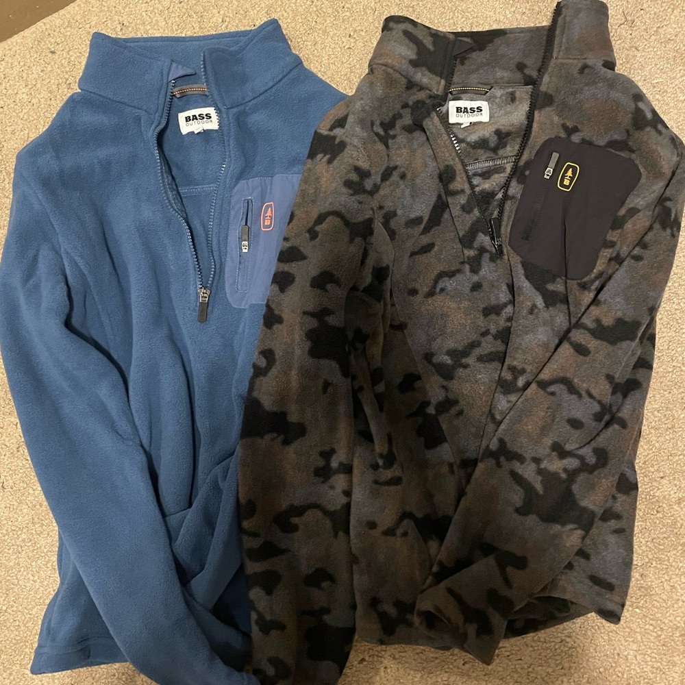 Bass outdoor fleece pullovers